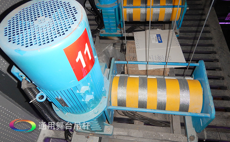 舞臺吊桿(電動吊桿機、控制系統)的安全使用及維護方案