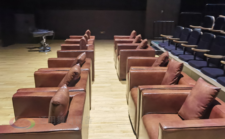 夯實城市文化產業基礎，提升城市文化內涵！泰州通用舞臺吊桿承接羊城南湖劇院項目順利完工！