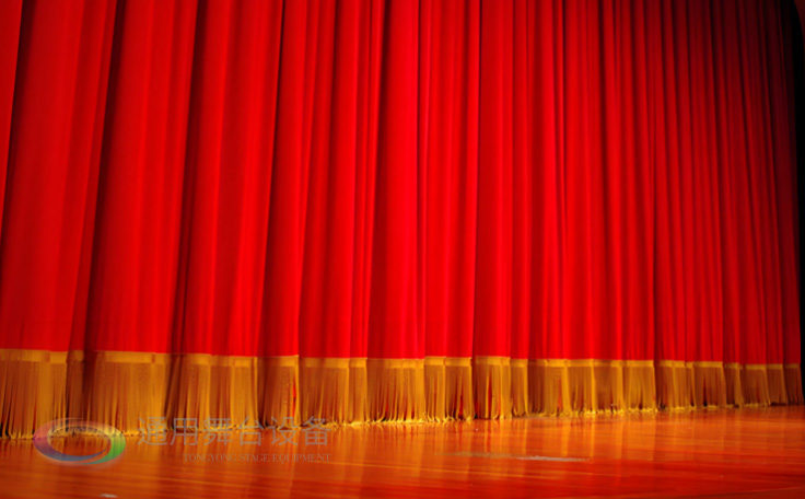 南京漢開(kāi)書院優(yōu)化硬件設(shè)施選用通用舞臺(tái)機(jī)械幕布 大幕對(duì)開(kāi)